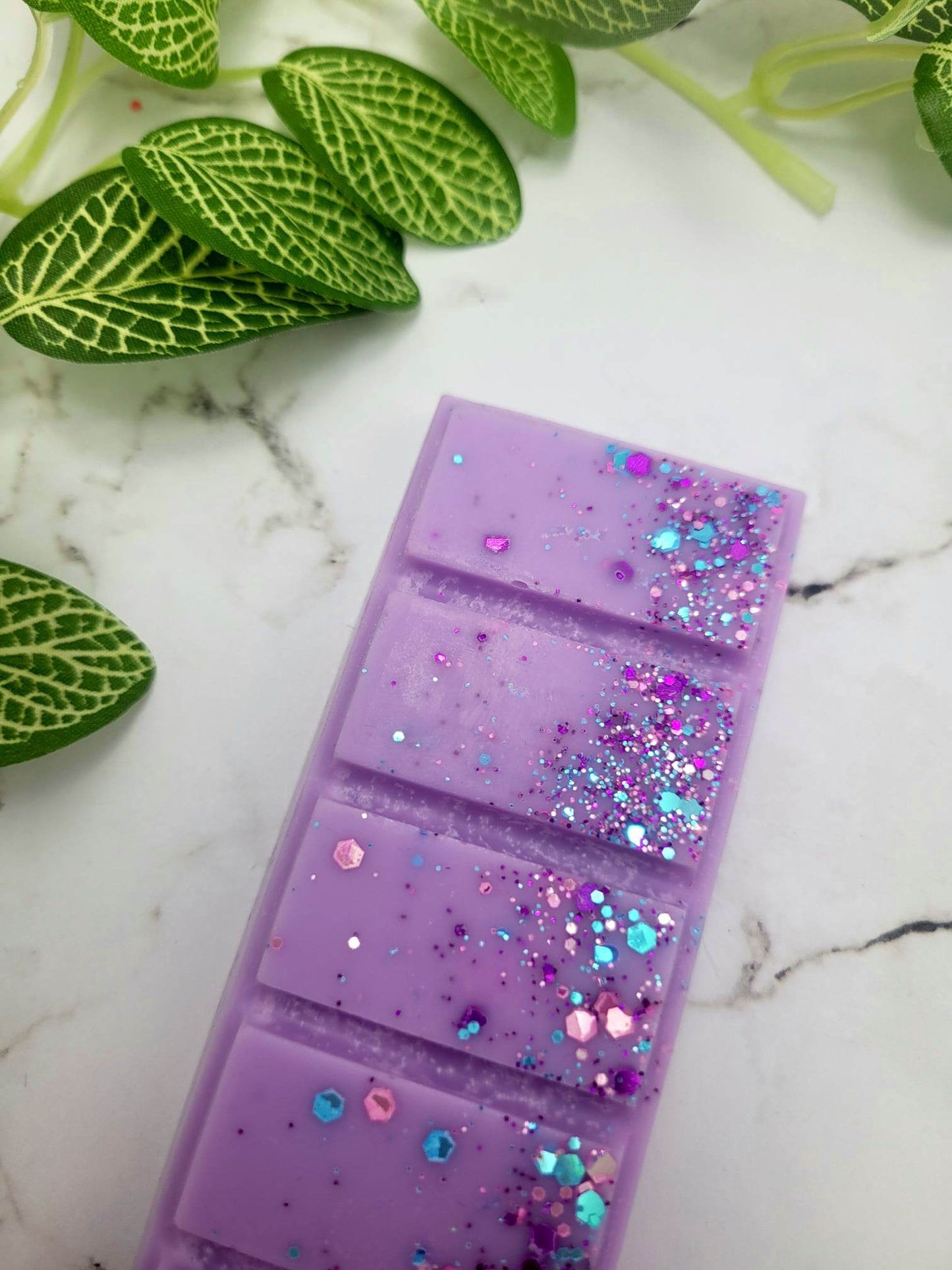 Fresh-cut Tulip Snap Bar