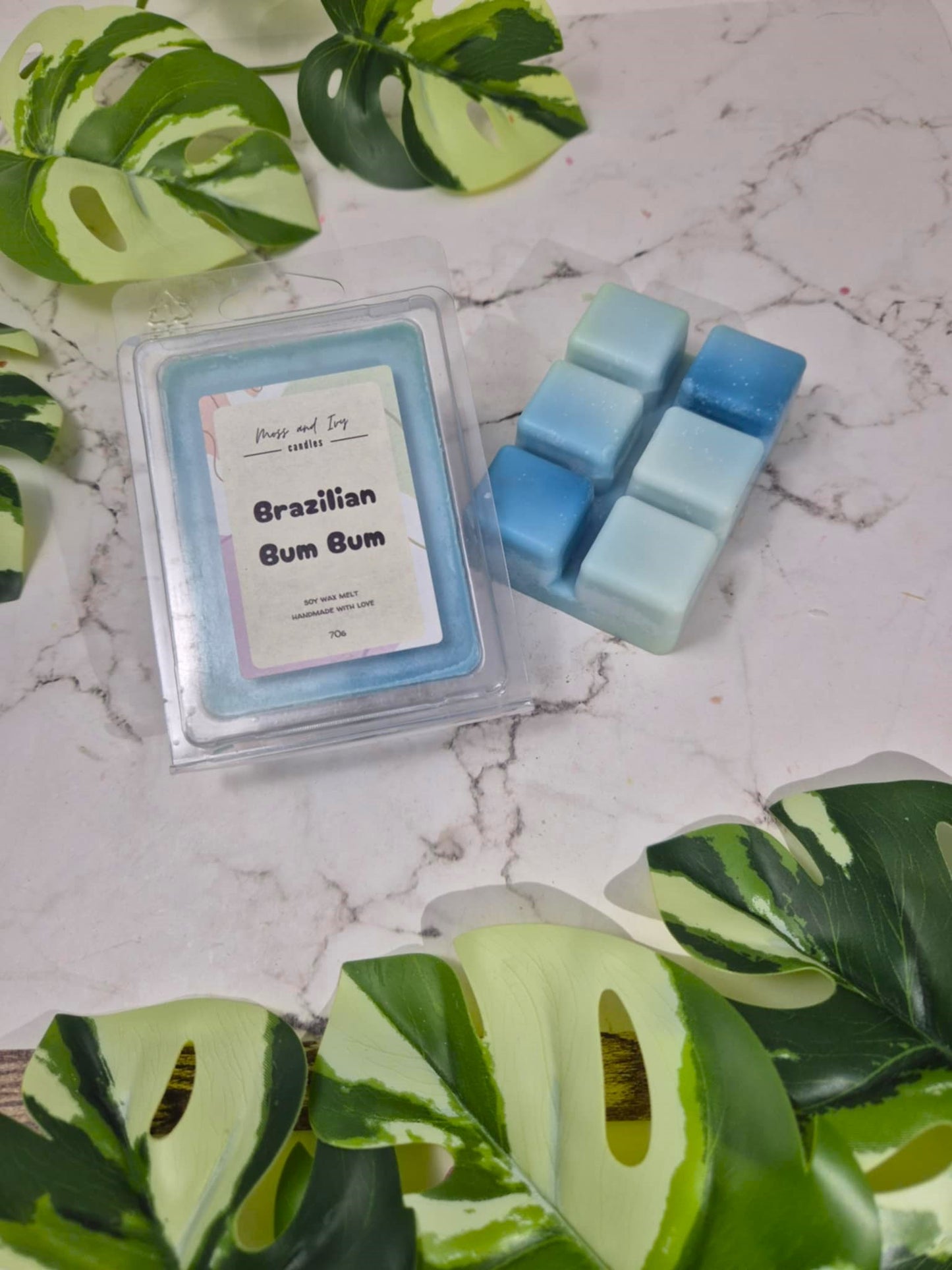 Brazilian Bum Bum Clamshell